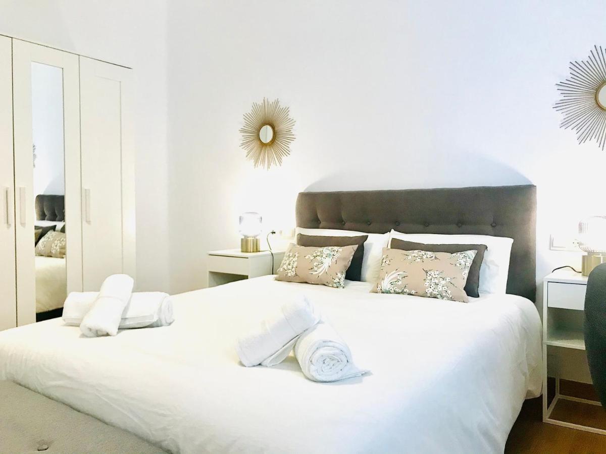 Gleaming & Well Located Apartment In Malaga Center Dış mekan fotoğraf