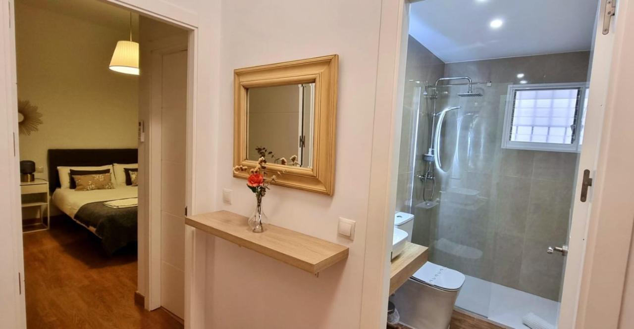 Gleaming & Well Located Apartment In Malaga Center Dış mekan fotoğraf