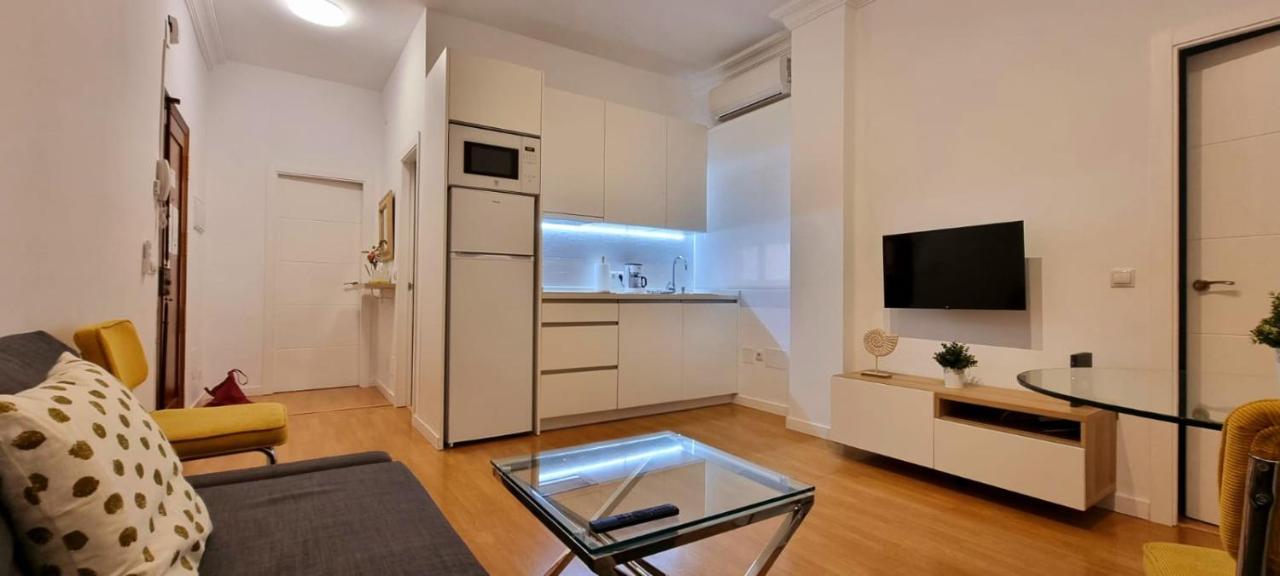 Gleaming & Well Located Apartment In Malaga Center Dış mekan fotoğraf