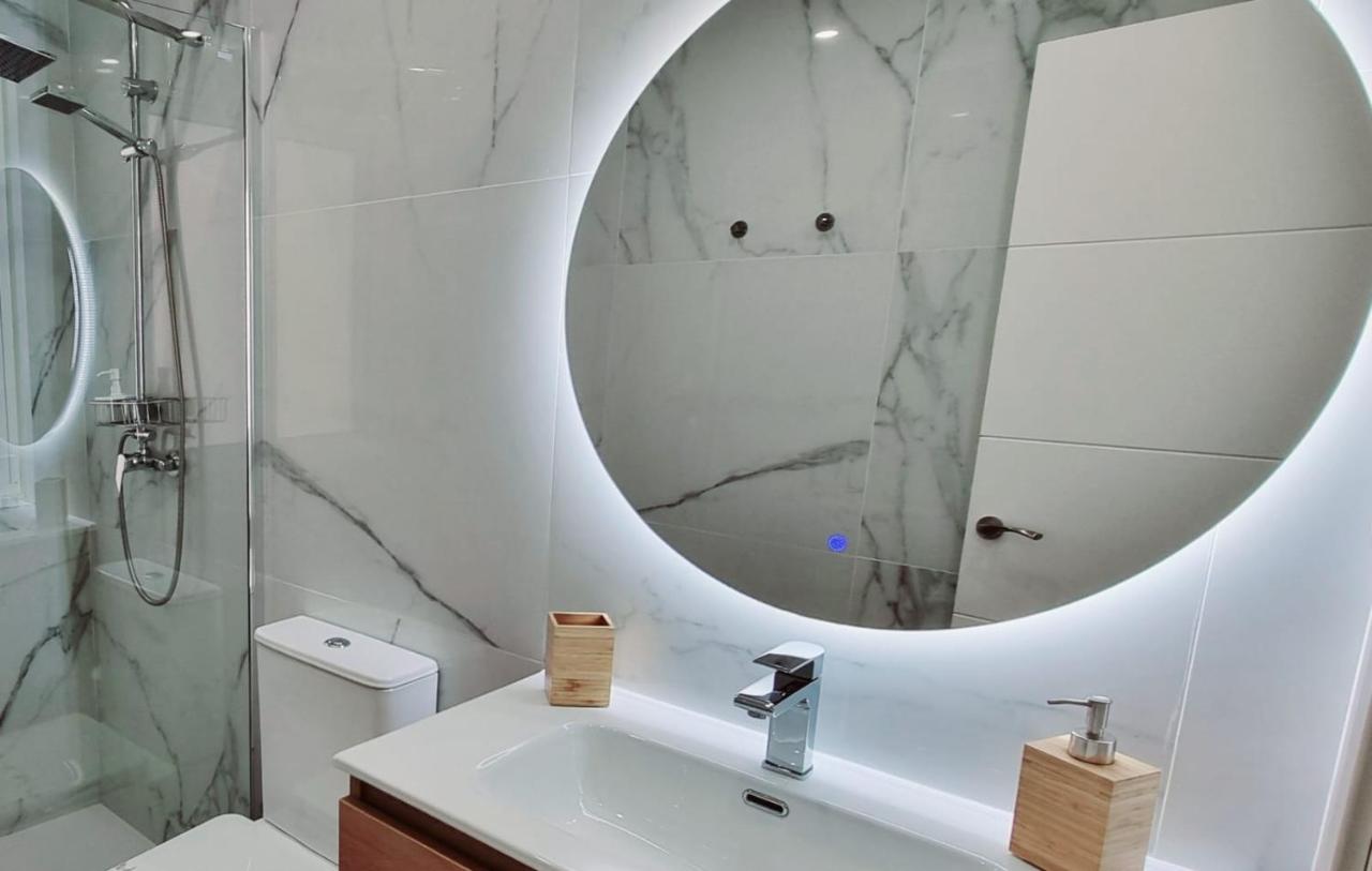 Gleaming & Well Located Apartment In Malaga Center Dış mekan fotoğraf