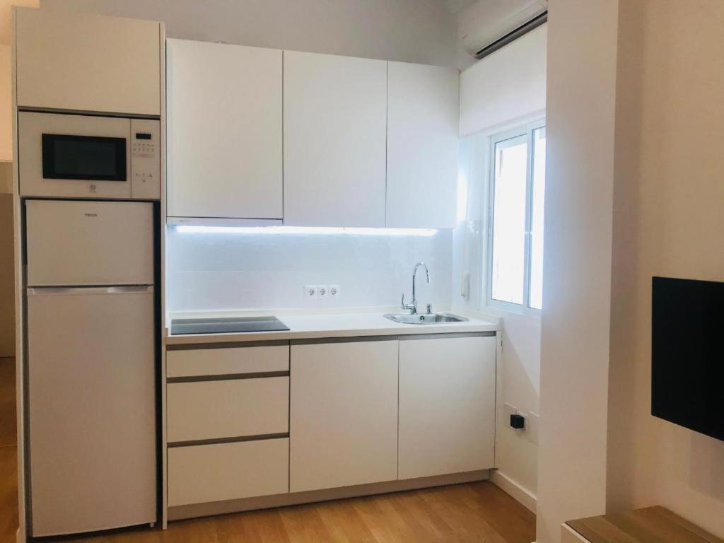 Gleaming & Well Located Apartment In Malaga Center Dış mekan fotoğraf